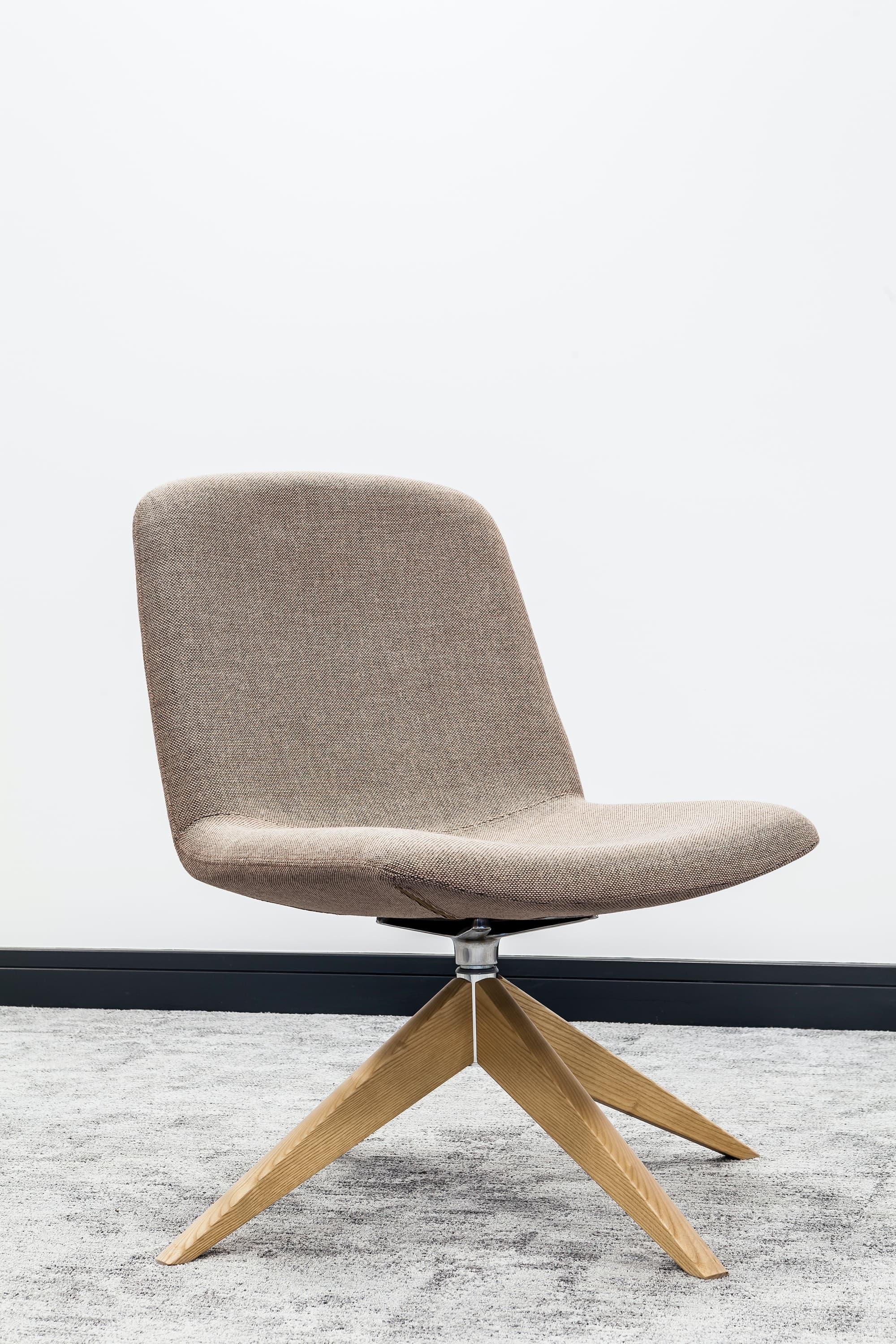 Three-leg Sofa 