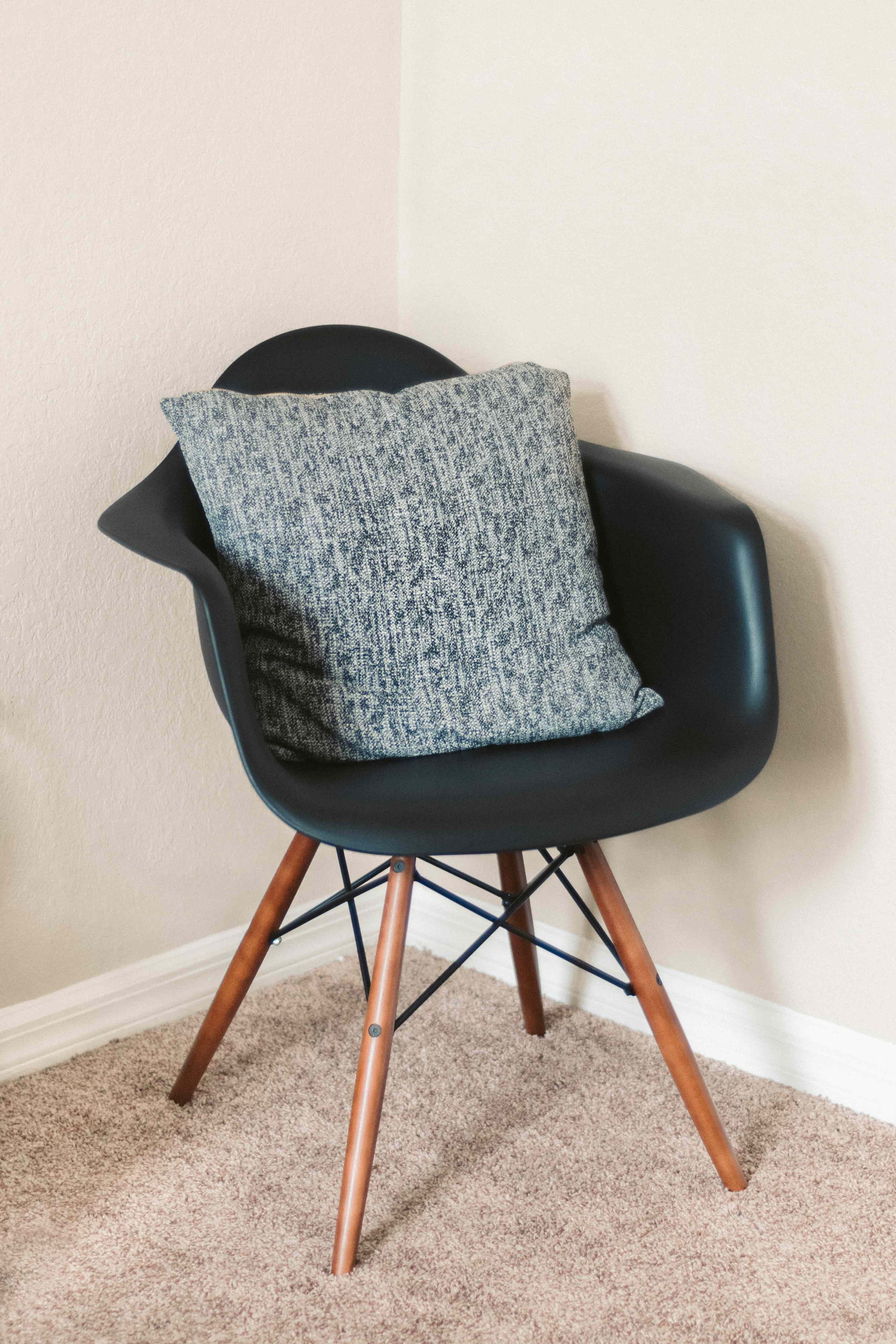 Juan Restaurant Butterfly Chair - Black